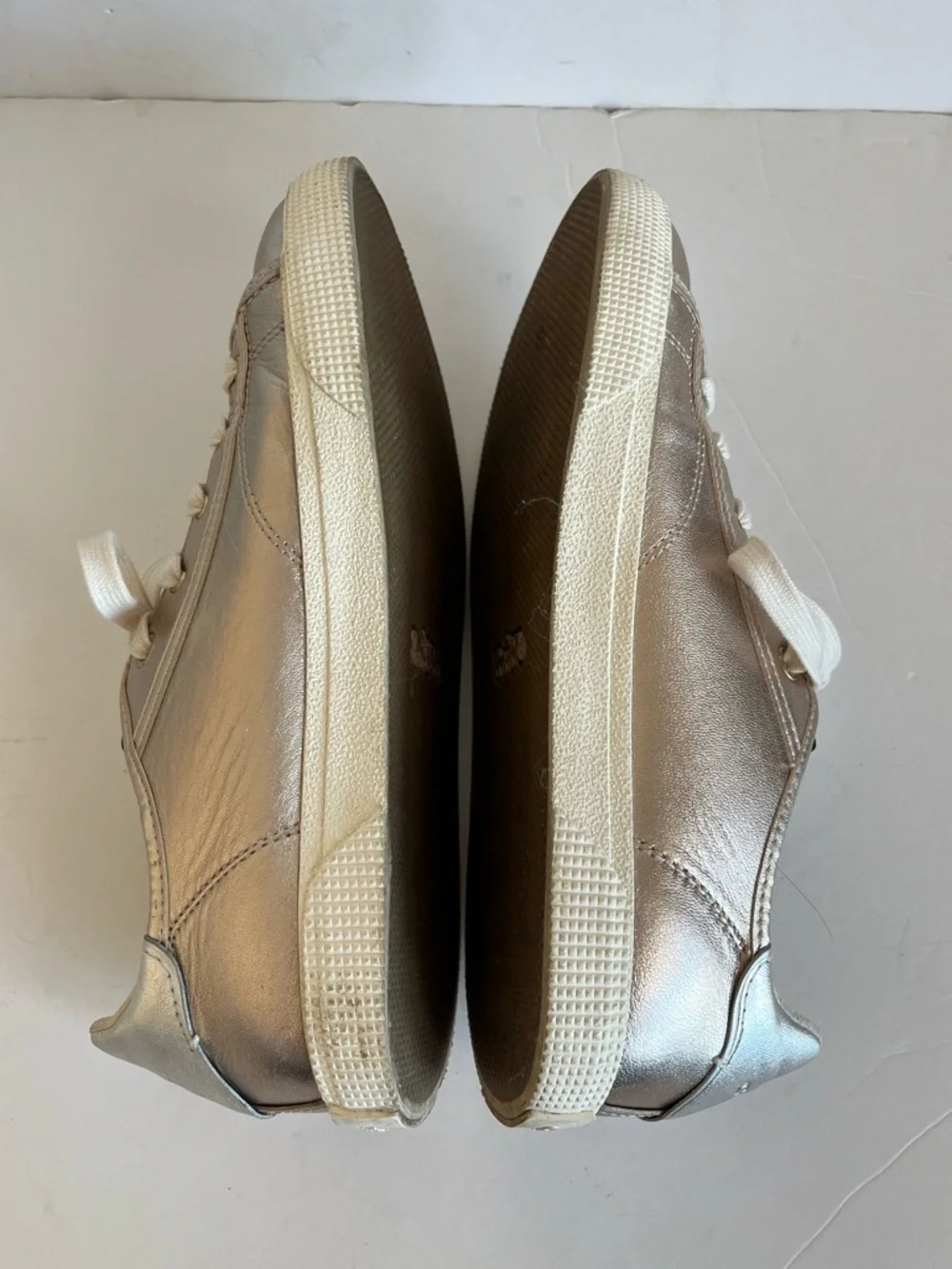 Coach Metallic Silver Low-Top Sneakers women’s size 8B